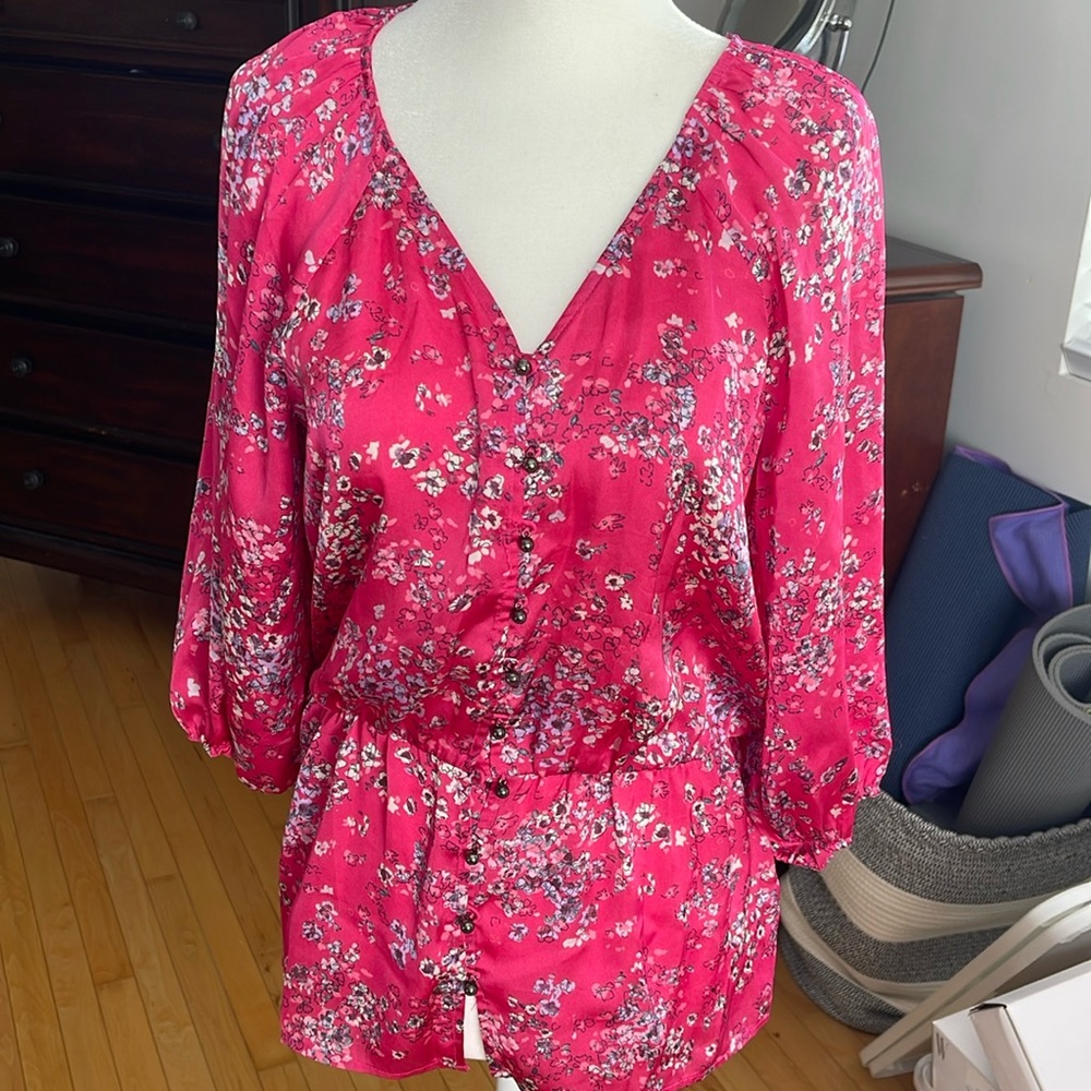 EUC banana republic blouse 3/4 sleeves gorgeous print